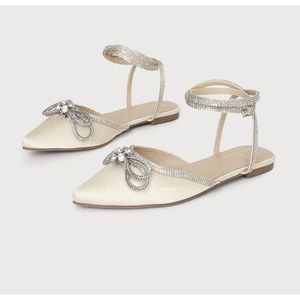 Lulus Women's 10 White Sandals Rhinestone Crystal Bow Knot Ankle Strap Wrap